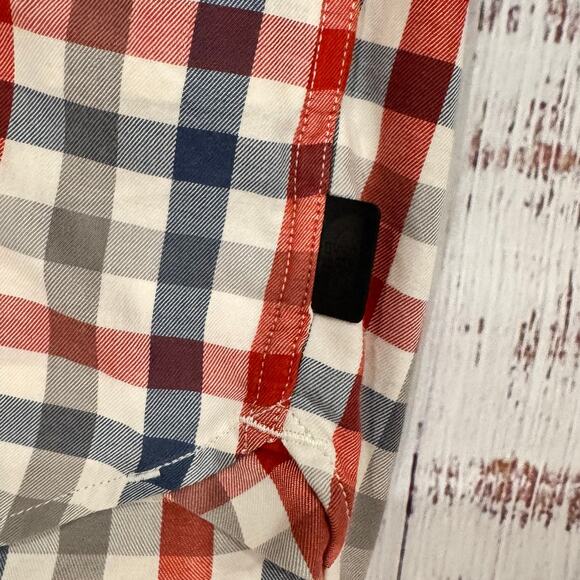 The North Face Plaid Button-Down Shirt Men’s L Red Blue Long Sleeve - Picture 8 of 10